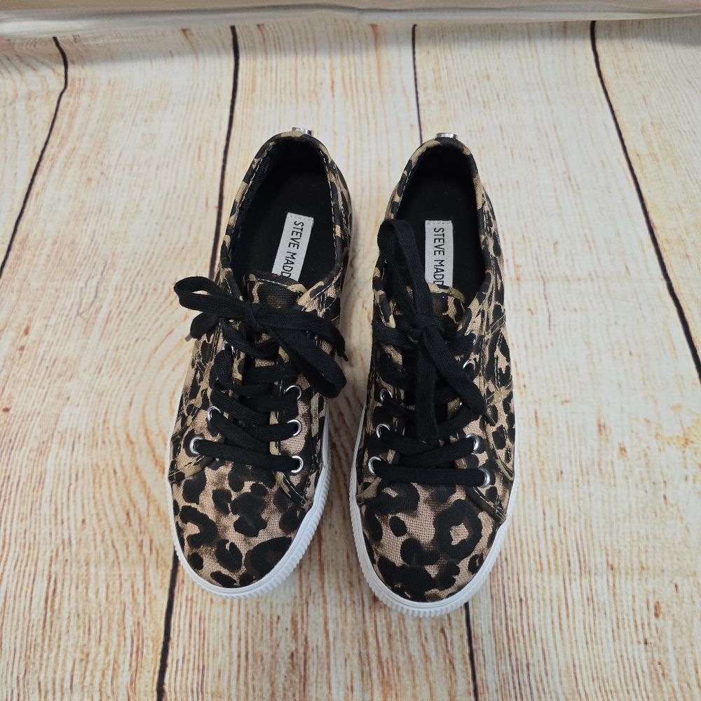 Steve Madden Platform Shoes - Picture 2 of 8